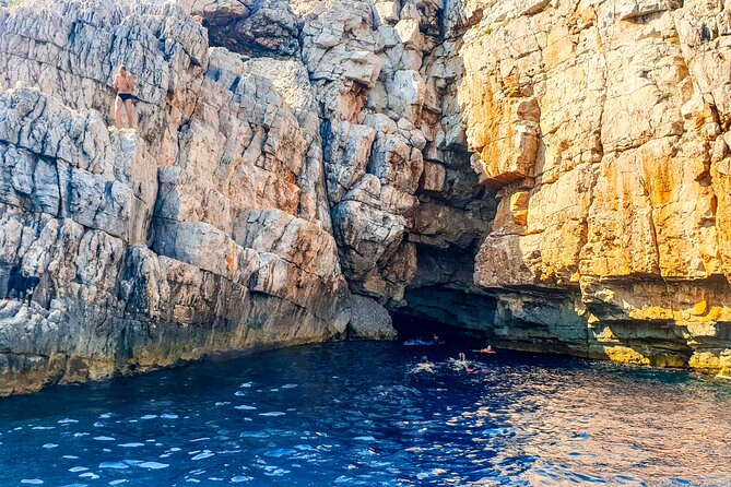 Private tour to the island of Mljet and Odysseus cave - What Makes This Tour Stand Out