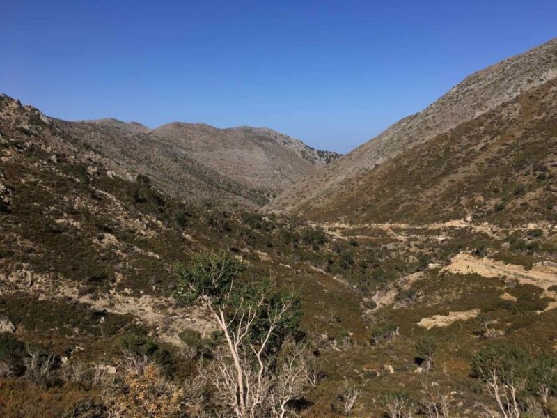 Private Tour to The White Mountains & Samaria from Above - Exploring Samaria Gorge from an Elevated Perspective