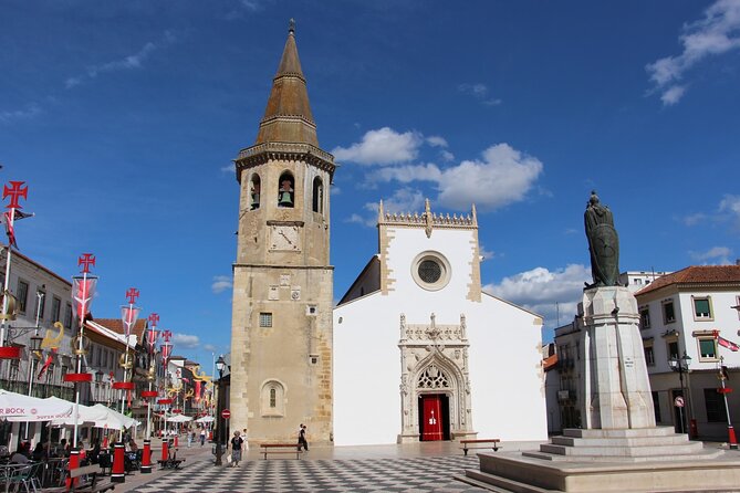 Private Tour to Tomar, Almourol Castle and the Templars - Discover Almourol Castle by Boat on a Scenic River Ride