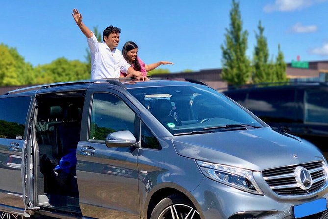 Private Tour to Windmills Zaanse Schans +Keukenhof - 7 Hours - Discovering Tulip Fields in Noordwijkerhout