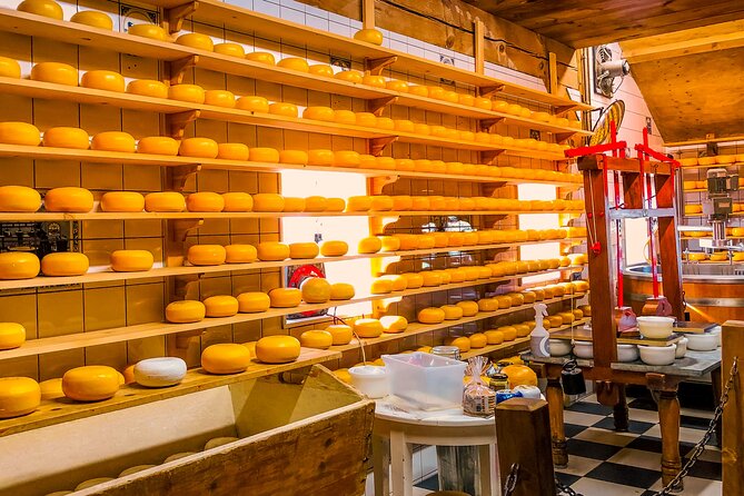 Private Tour to Zaanse Schans + Giethoorn with renting boat - What makes this tour stand out: all-inclusive features and cultural authenticity