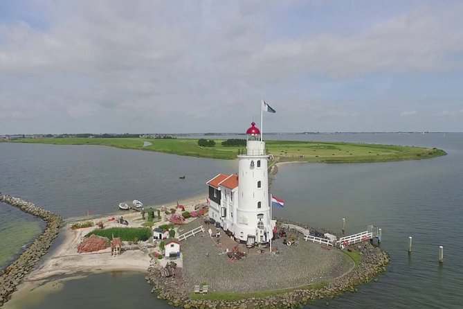 Private Tour to Zaanse Schans, Volendam & Marken 6 hrs 1-15 pers - Starting the Day at Zaanse Schans with Windmills and Clogs