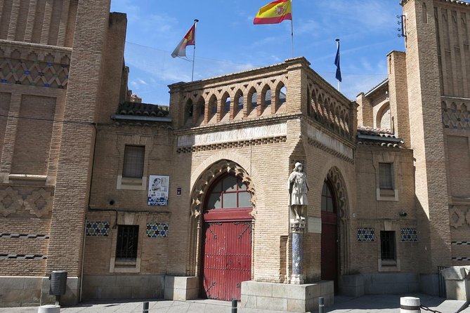 Private tour Toledo and Windmills of Quixoten with hotel pick up - Visiting the Gothic Wonder: Toledo Cathedral