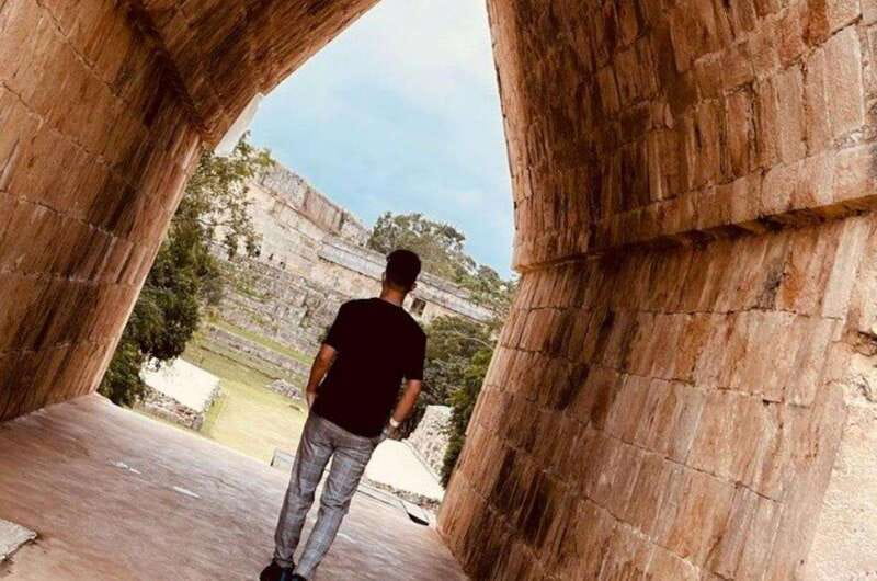 Private Tour Uxmal Land Rover Vintage safari & Mayan brunch - Guided Tour of Uxmal’s Architectural Marvels