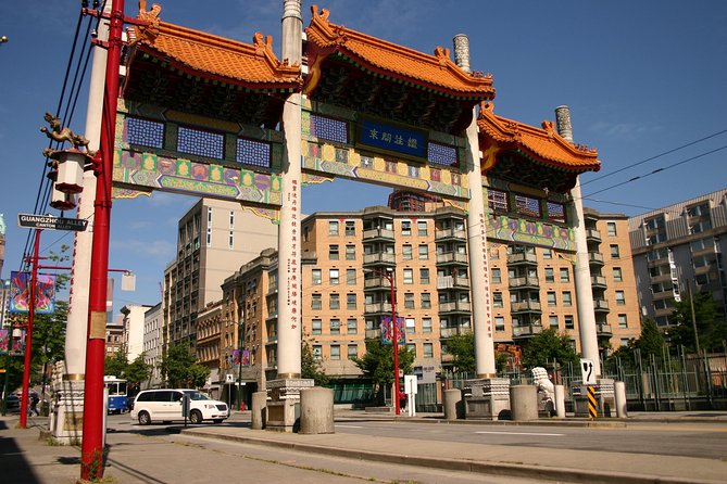 Private Tour: Vancouver Sightseeing - Marvel at the City from Queen Elizabeth Park