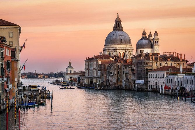 Private Tour: Venice Grand Canal Evening Boat Tour - The Experience of the Guide and Commentary
