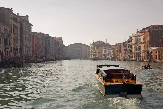 Private Tour: Venice Grand Canal Evening Boat Tour - Practical Tips and Considerations