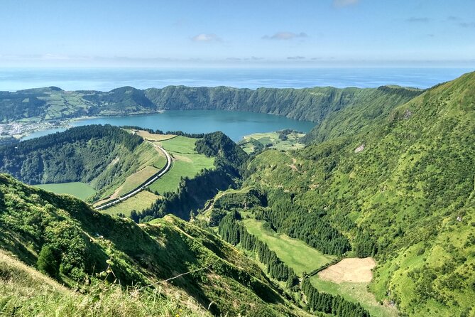 Private Tour Volcanic Lakes Sete Cidades and Lagoa do Fogo - São Miguel’s Best Private Tour for Volcano and Lake Lovers