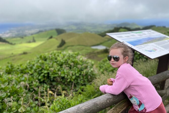 Private Tour Volcanic Lakes Sete Cidades and Lagoa do Fogo - The Classic View at Vista do Rei