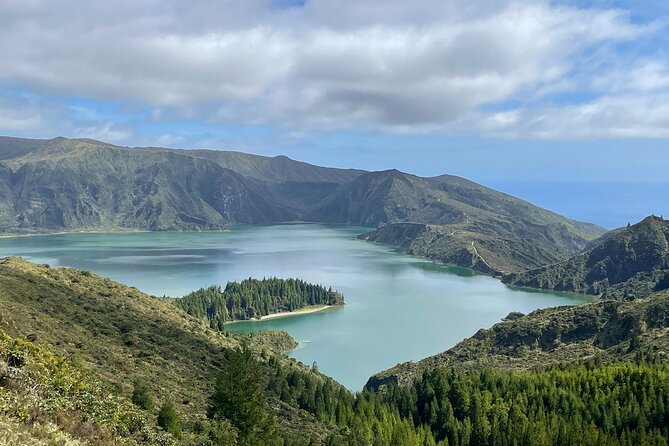 Private Tour Volcanic Lakes Sete Cidades and Lagoa do Fogo - Cultural and Natural Highlights: Igreja de Sao Nicolau and Ponta do Escalvado