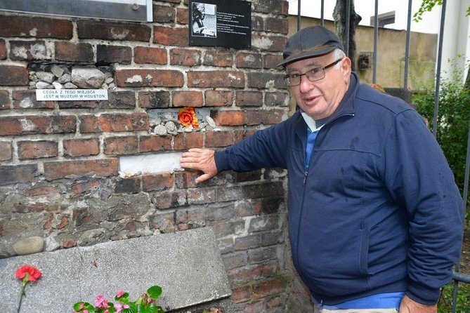 Private Tour: Warsaw's Jewish Heritage by Retro Fiat - Visiting the Jewish Cemetery and Its Significance