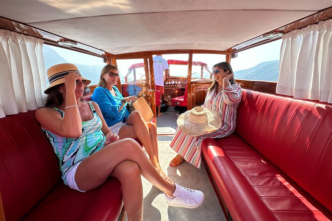 Private Tour with Classic Wooden Boat on Lake Como - Practical Details: Meeting Points and Accessibility