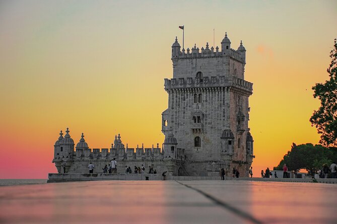 Private tour with private driver - Customizable tour - Iconic Belém Tower and the Bridge Viewpoints