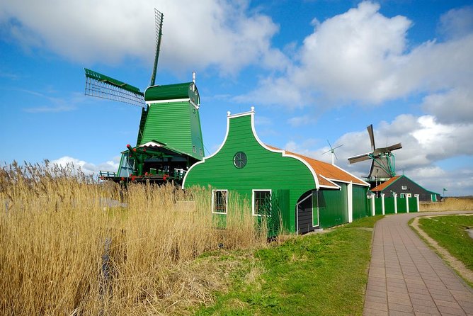 Private Tour Zaanse Schans Windmills and Volendam in Jaguar - Flexibility and Personalization of the Itinerary