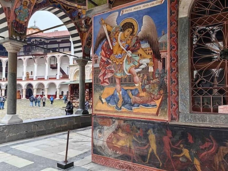 PRIVATE tour:Rila Monastery & Lakes PRICE up to 6 people! - Hiking the Seven Rila Lakes