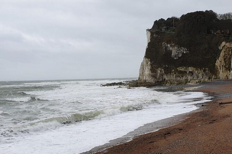 Private tours to Leeds Castle, Canterbury, White Cliffs - Comfort and Amenities During the Day