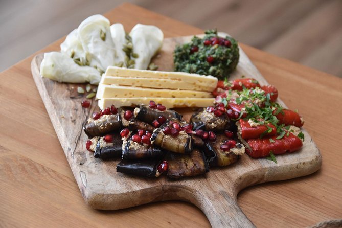 Private Traditional Georgian Meal in a Lovely Tbilisi Home with Transfers - Insights from the Sole Review: A Romantic and Warm Experience