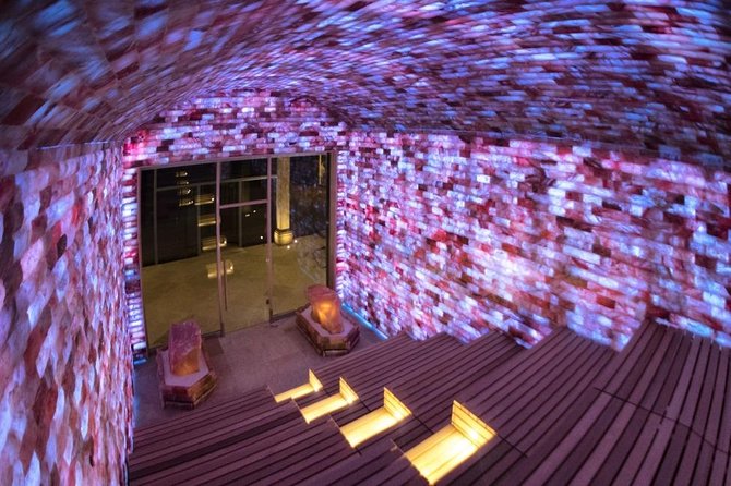 Private Transfer and 3H Tickets to Therme Bucharest - The Experience of Relaxation and Fun for All Ages