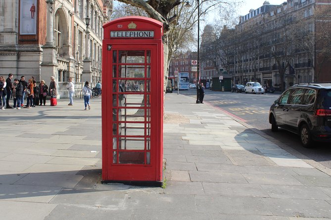 Private Transfer Arrival or Departure Heathrow Airport/ London - Waiting Times and Additional Charges