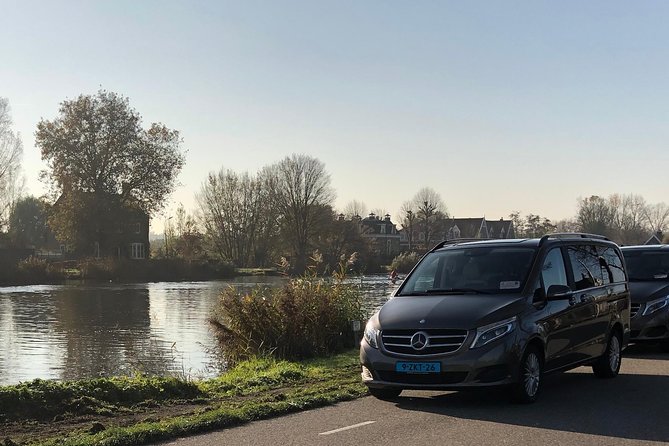 Private transfer between Rotterdam - Amsterdam (incl. Schiphol airport) - A Luxurious, Private Transfer Connecting Rotterdam and Amsterdam