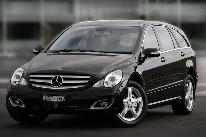 Private Transfer between SHANNON & DINGLE | Premium Vehicles - Notable Review Highlight: A Trusted Chauffeur Service