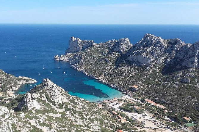 Private transfer by car: Airport from / to the City or Port of Marseille - Comfort and Amenities During Your Ride