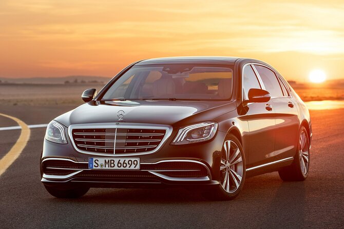 Private Transfer Chicago to Chicago Airport by Luxury Car or SUV - Comfortable and Luxurious Private Airport Transfer in Chicago