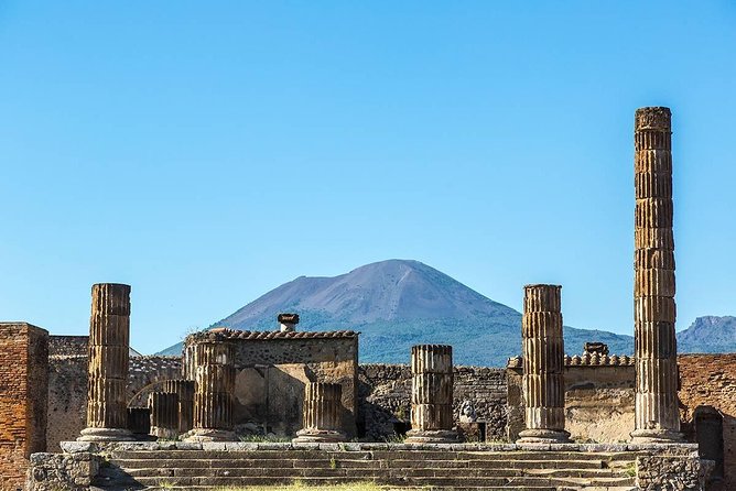 Private Transfer from Amalfi Coast to Rome or vice versa - Mount Vesuvius Stop for a Scenic Photo or Short Walk