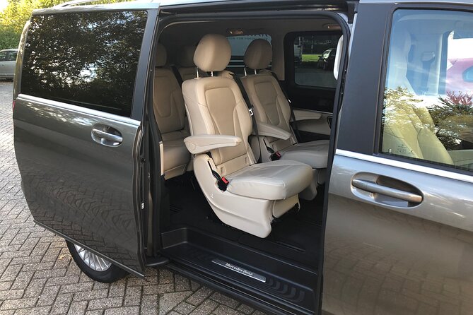 Private transfer from Amsterdam Schiphol (AMS) to Belgium - Impressive Service Standards with Excellent Customer Feedback