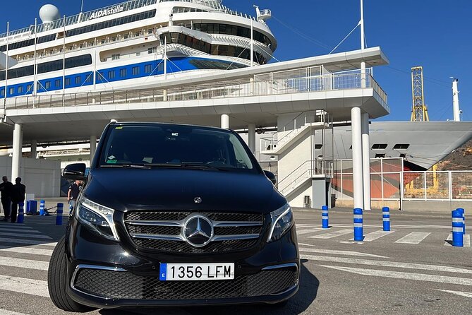 Private Transfer from Barcelona City to the Port (or vice versa) - Cost-Effective Luxury Transfer for Up to 7 People