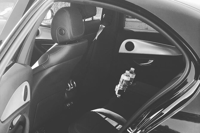 Private Transfer from Beauvais Airport (BVA) to Disneyland Paris - High Customer Satisfaction with Prompt, Friendly Service