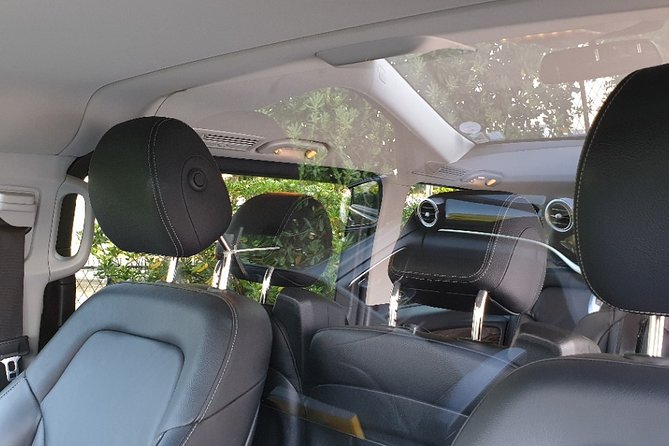 Private transfer from Biarritz BIQ airport to San Sebastian - Comfortable and Private Transport from Biarritz Airport to San Sebastian