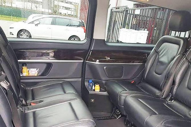 Private Transfer from Brussels to Amsterdam - Who Will Enjoy This Transfer Most?