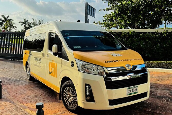 Private Transfer from Cancun Airport to Puerto Aventuras - The Driver’s Role in Enhancing the Experience