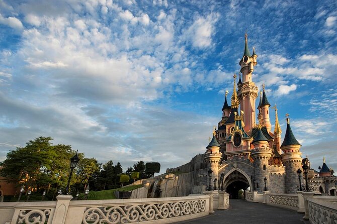 Private transfer from CDG or ORY airport to DisneyLand Paris - Seamless Private Transfer from Paris Airports to Disneyland Paris