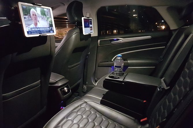 Private transfer from Charles de Gaulle airport to Paris: Premium Service - What Sets This Transfer Apart from Others