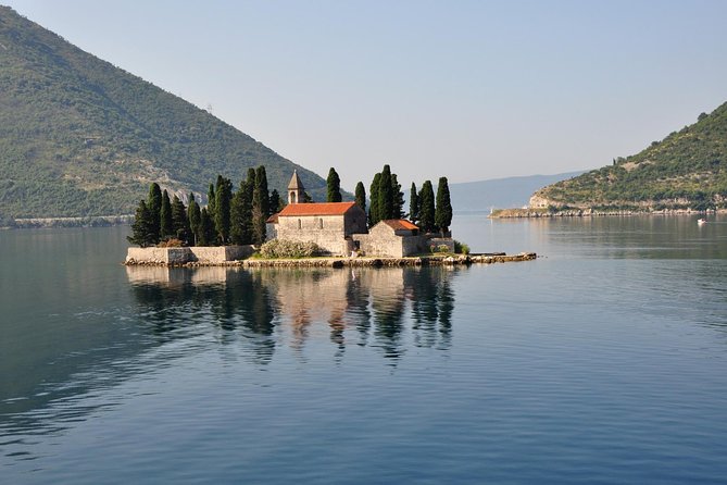 Private transfer from Corfu to Budva or Kotor - Key Points