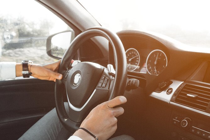 Private Transfer from Dresden to Berlin with 2h of Sightseeing, English Speaking - Key Points