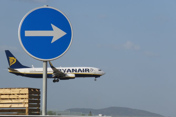 Private Transfer From Faro Airport to Albufeira (up to 4 pax) - Ease of Booking and Flexibility