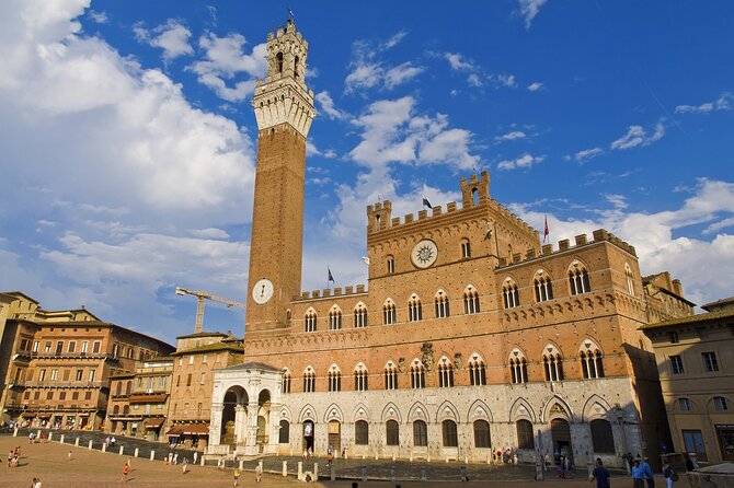 Private Transfer from Florence Hotels and Airport to Siena - Flight Monitoring and Delay Management