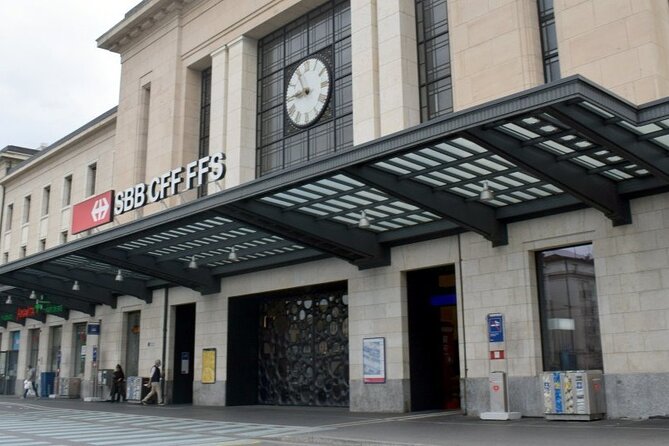 Private Transfer from Geneva Cornavin station CFF to Hotels - Effortless Arrival: Private Transfer from Geneva Cornavin Station to Hotels
