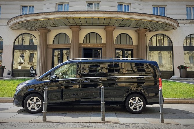 Private Transfer from Hotels in Zagreb to Zagreb Airport (ZAG) - Efficient and Stress-Free Departure from Zagreb Hotels to Zagreb Airport