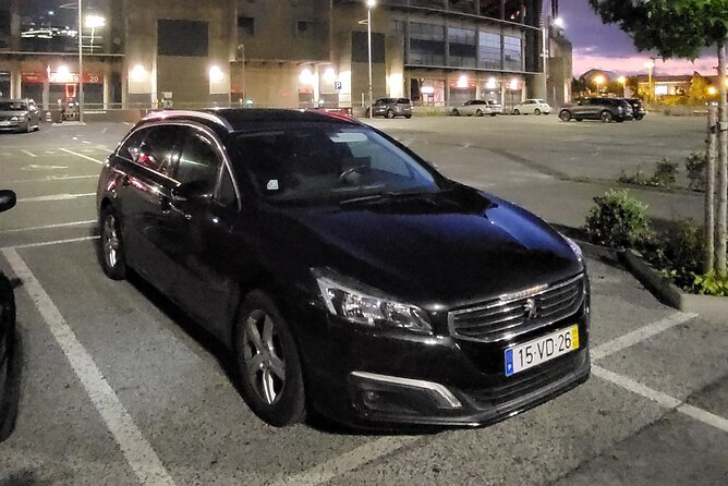 Private Transfer from Lisbon to Porto with Sightseeing Tour - Discovering the Caves of Moeda: A Hidden Natural Wonder