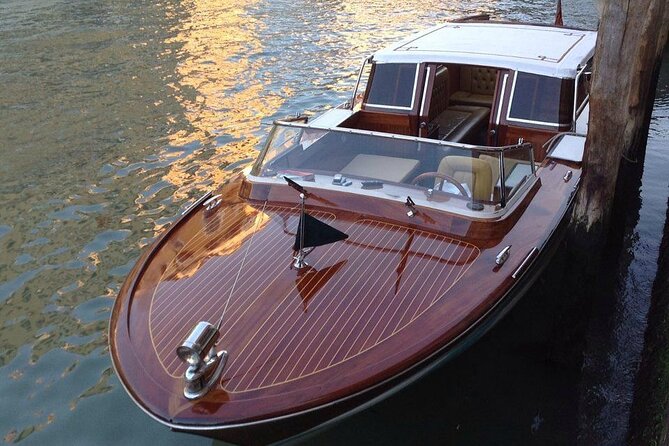 Private Transfer from Marco Polo airport (VCE) to Ravenna cruise terminal - Convenient Pickup at Venice Marco Polo Airport