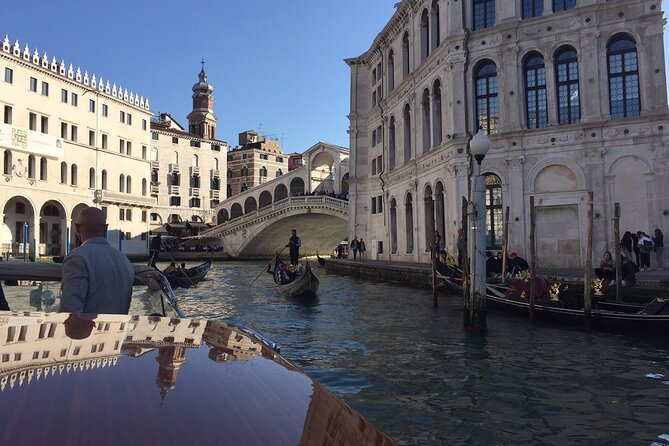 Private Transfer from Marco Polo airport (VCE) to Ravenna cruise terminal - Booked in Advance for Peace of Mind