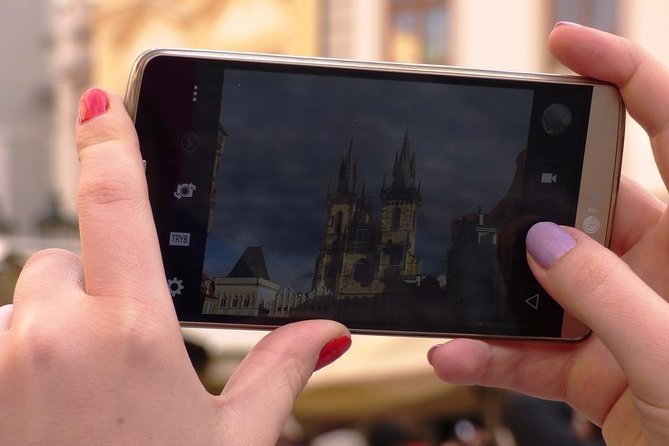 Private Transfer from Munich to Prague with 2 hours of Sightseeing, local driver - Booking in Advance and Cancellation Flexibility