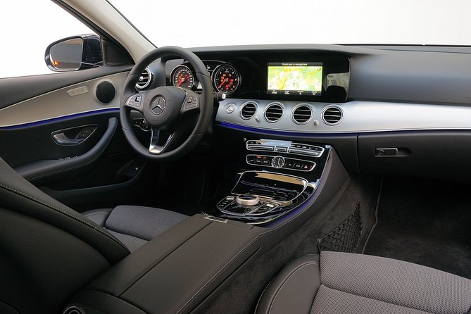 Private Transfer from Naples Airport, Port or Train Station to Naples Center - Key Points