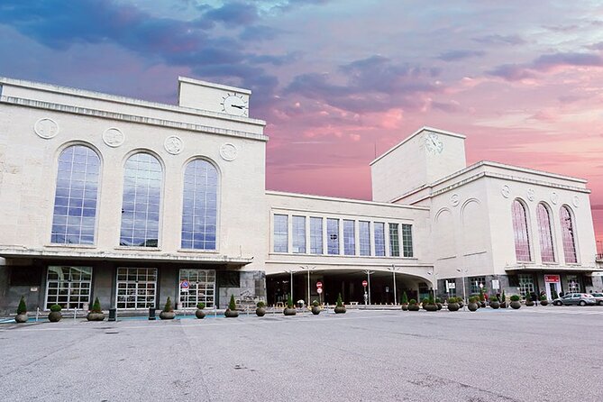 Private transfer from Naples to Naples - Who Benefits Most from This Service?