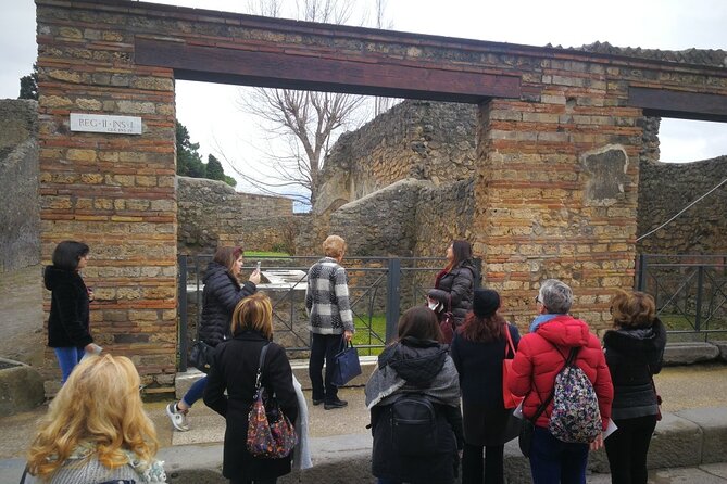 Private Transfer from Naples to Positano or Praiano or Viceversa - Professional Drivers Offer Personal Assistance and Local Insights