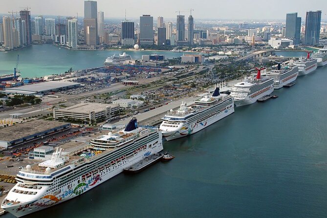 Private Transfer From or To Miami Int'l Airport and Port of Miami - The Experience with Highly Rated Drivers